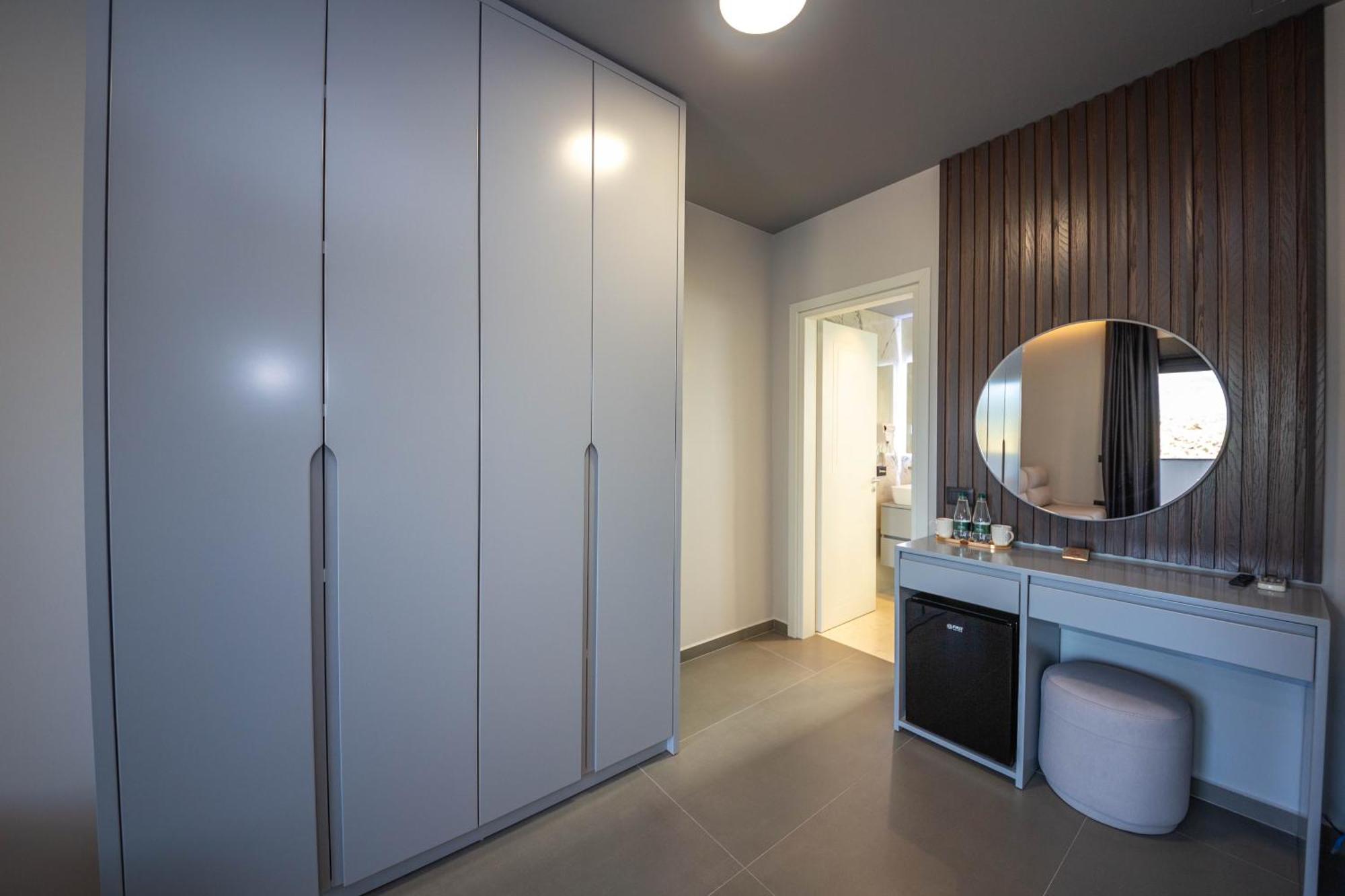 Lake View Rooms Ksamil Exterior foto