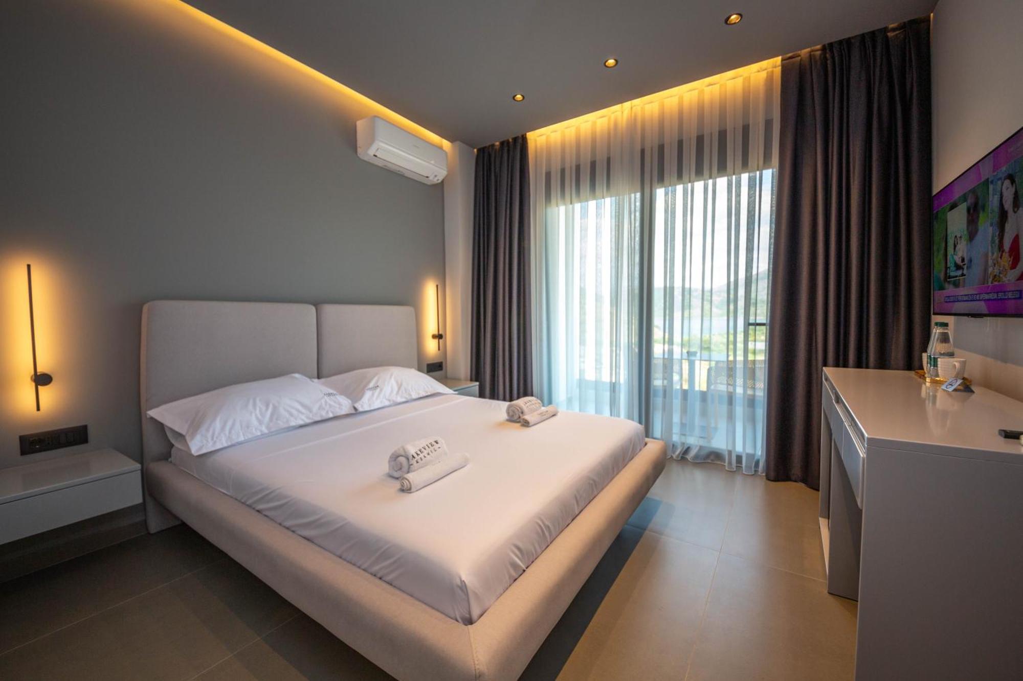 Lake View Rooms Ksamil Exterior foto